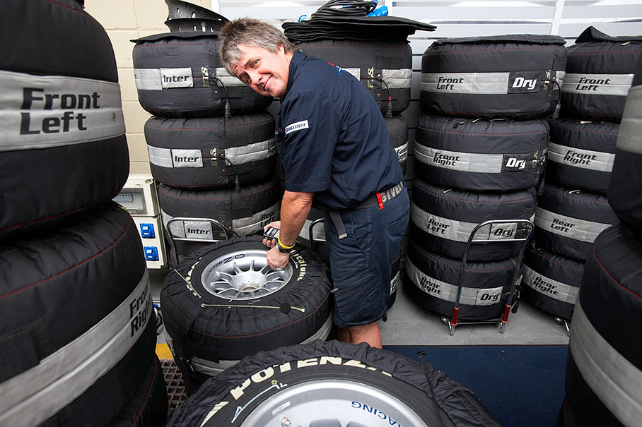 The Toro Rosso tyre manager