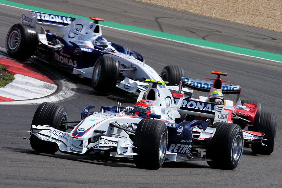 BMW driver Kubica leads Schumacher's Toyota and teammate Heidfeld