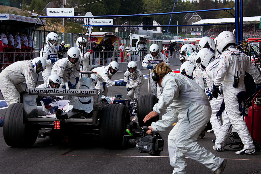 Nick Heidfeld's pit stop