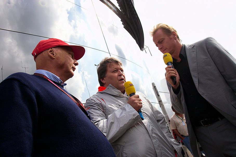 Mercedes' Norbert Haug, interviewed by RTL's Florian König and Niki Lauda.