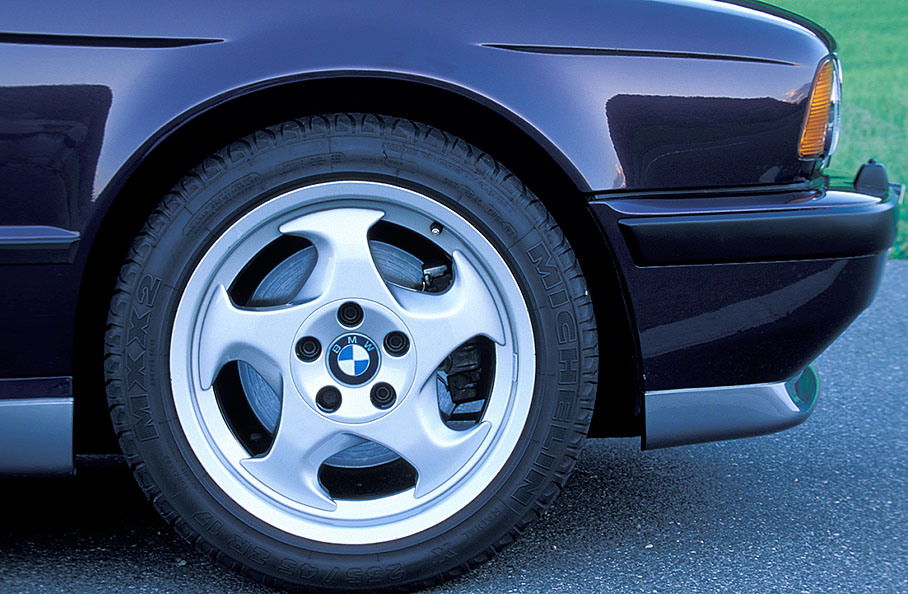 BMW M5 (E39), 2002