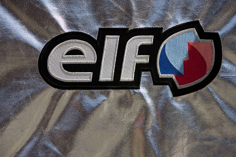 ELF fuels ad on refueling machine