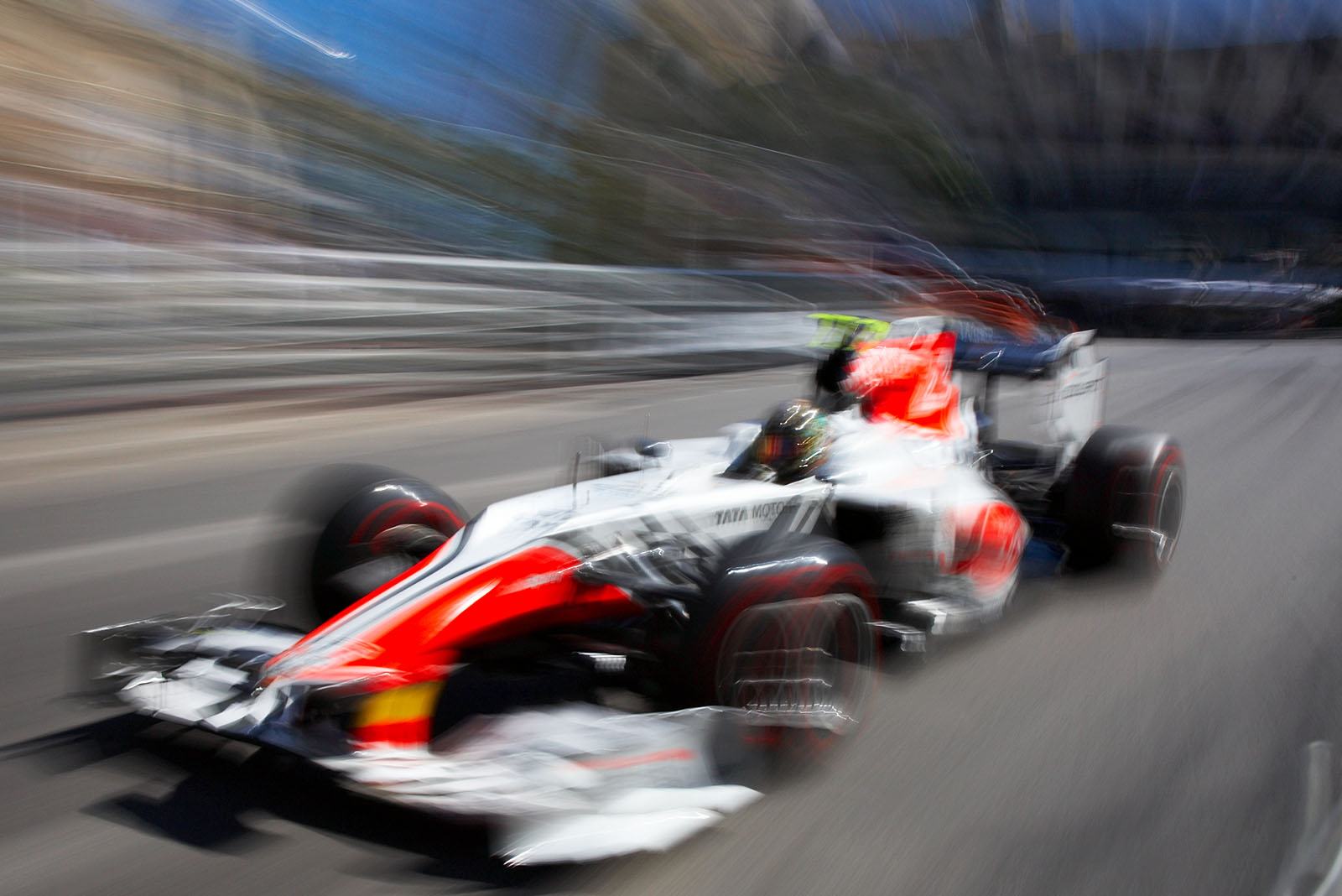 Vitantonio Liuzzi, HRT.
