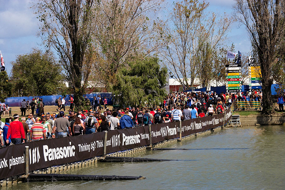 Australian and international fans board the Albert Park