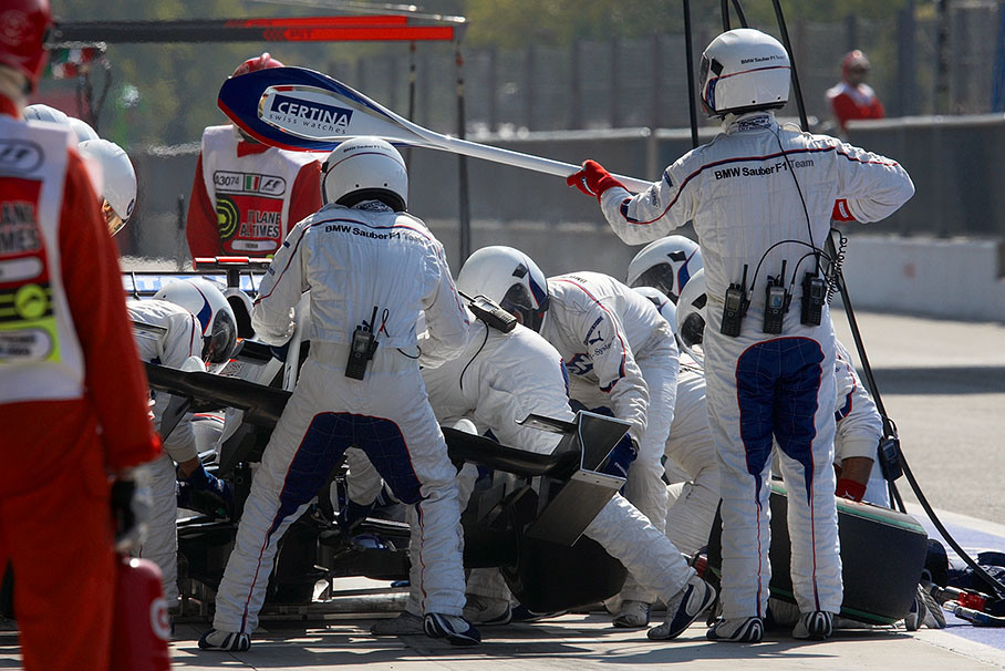 Pit stop and nose cone replacement for BMW Sauber's Robert Kubica
