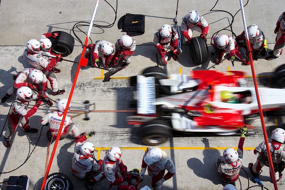 Ralf Schumacher's first pit stop in lap 19