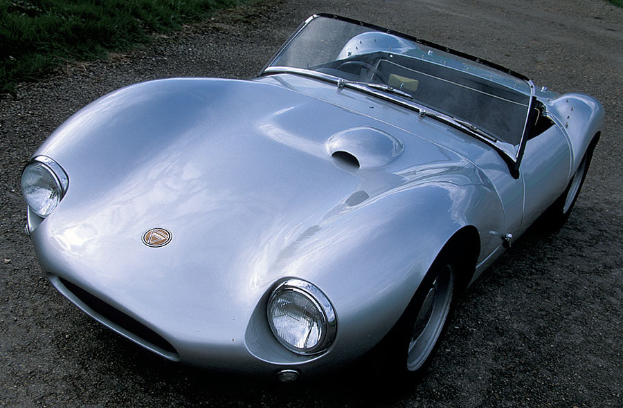 Ginetta G4 Series II 1964