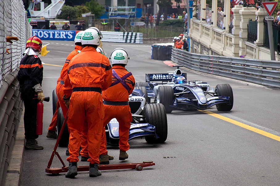 Nico Rosberg passing his teammate¥s legacy