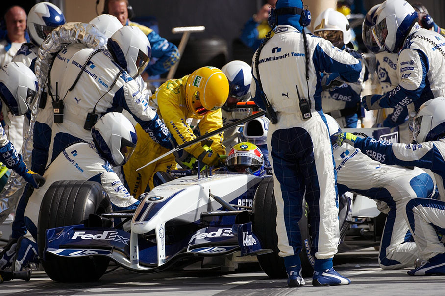 BMW Williams pit stop
