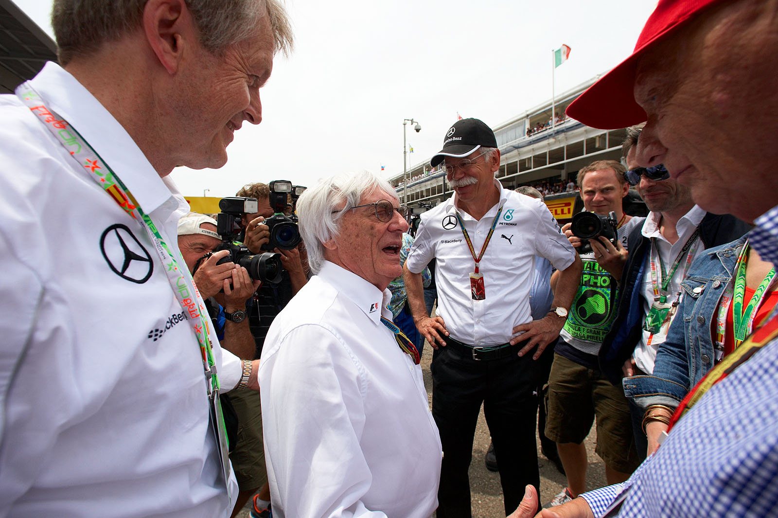 Bernie Ecclestone meeting Mercedes people at the grid, Spanish Grand Prix, Barcelona, 2014