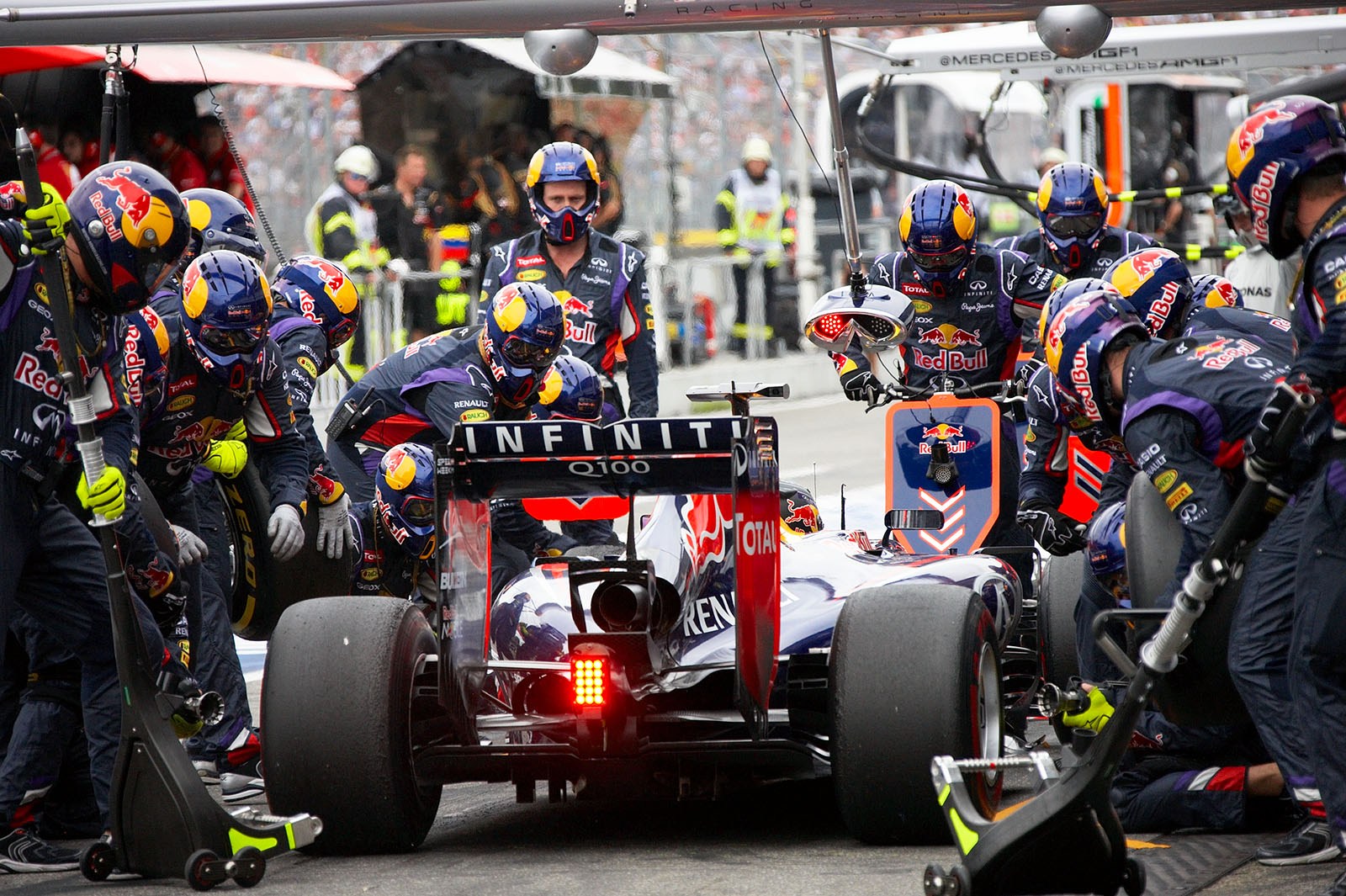 Sebastian Vettel, Red Bull-Renault, makes his 3rd and last pit stop, Hockenheim, German Grand Prix, 2014