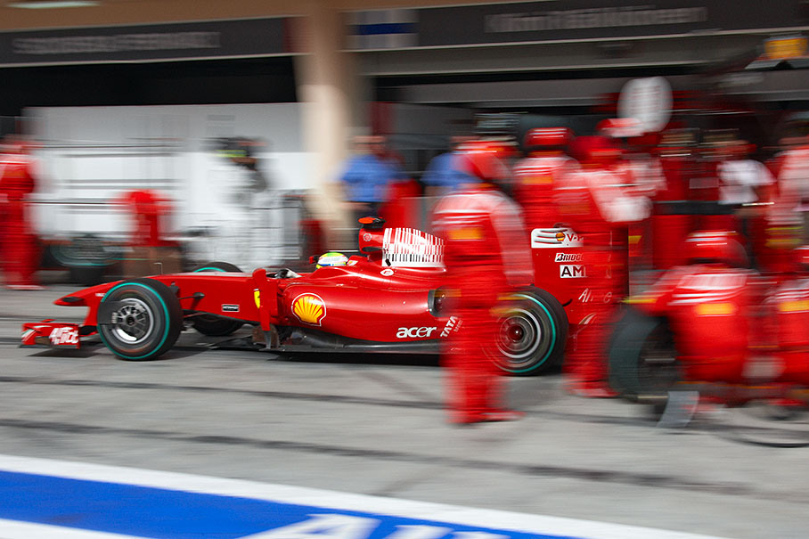Felipe Massa finishes his stop at Ferrari pits during Q3