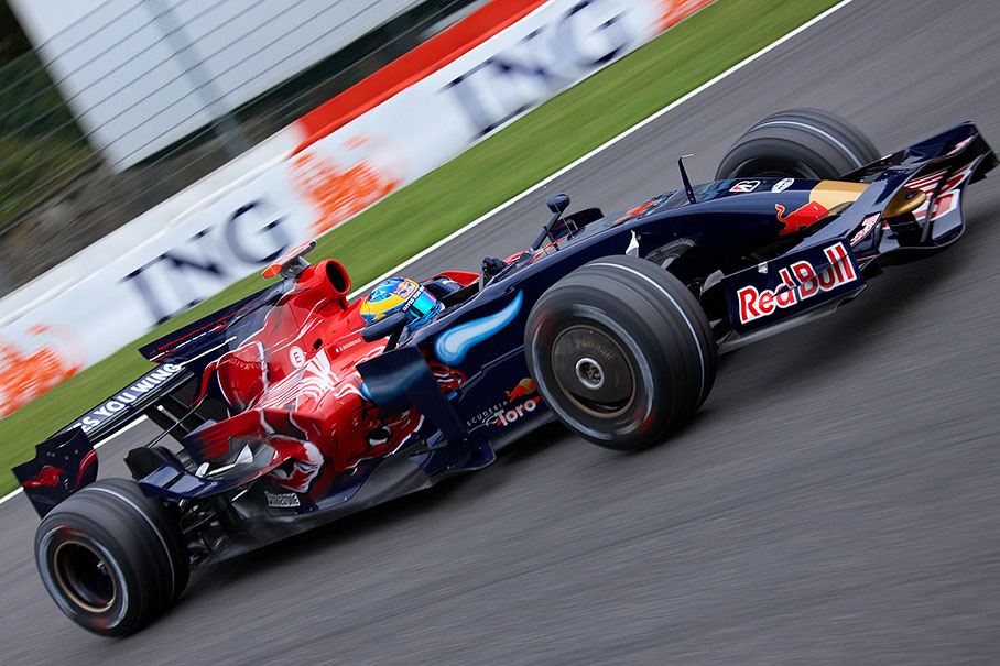 Sebastien Bourdais, Scuderia Toro Rosso