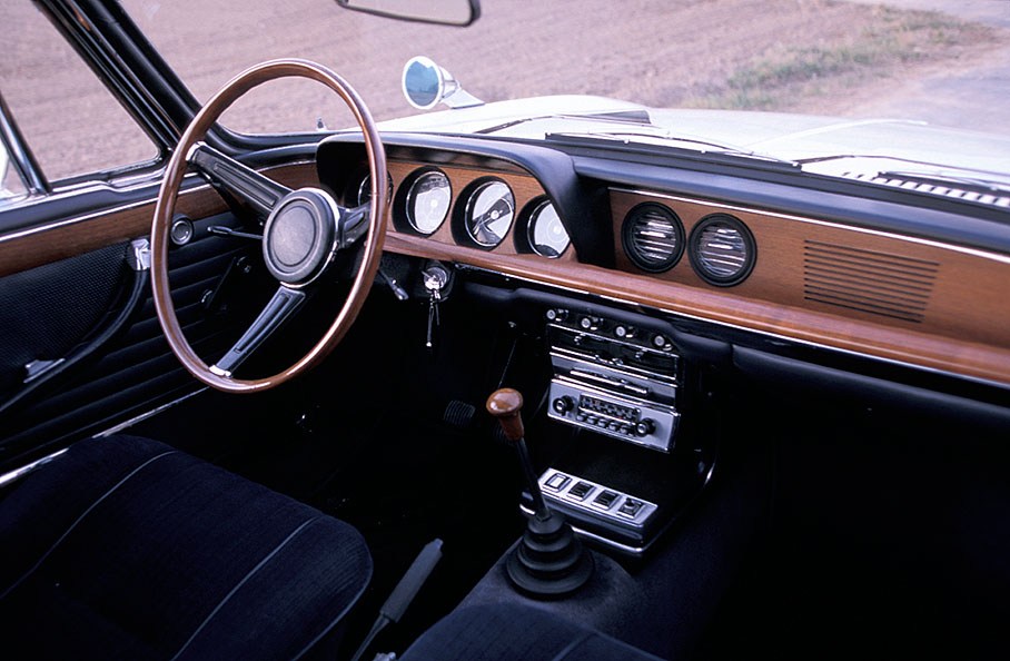 BMW 2000CS, 1965