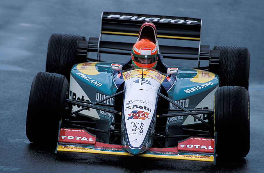 Eddie Irvine, Jordan-Peugeot 195