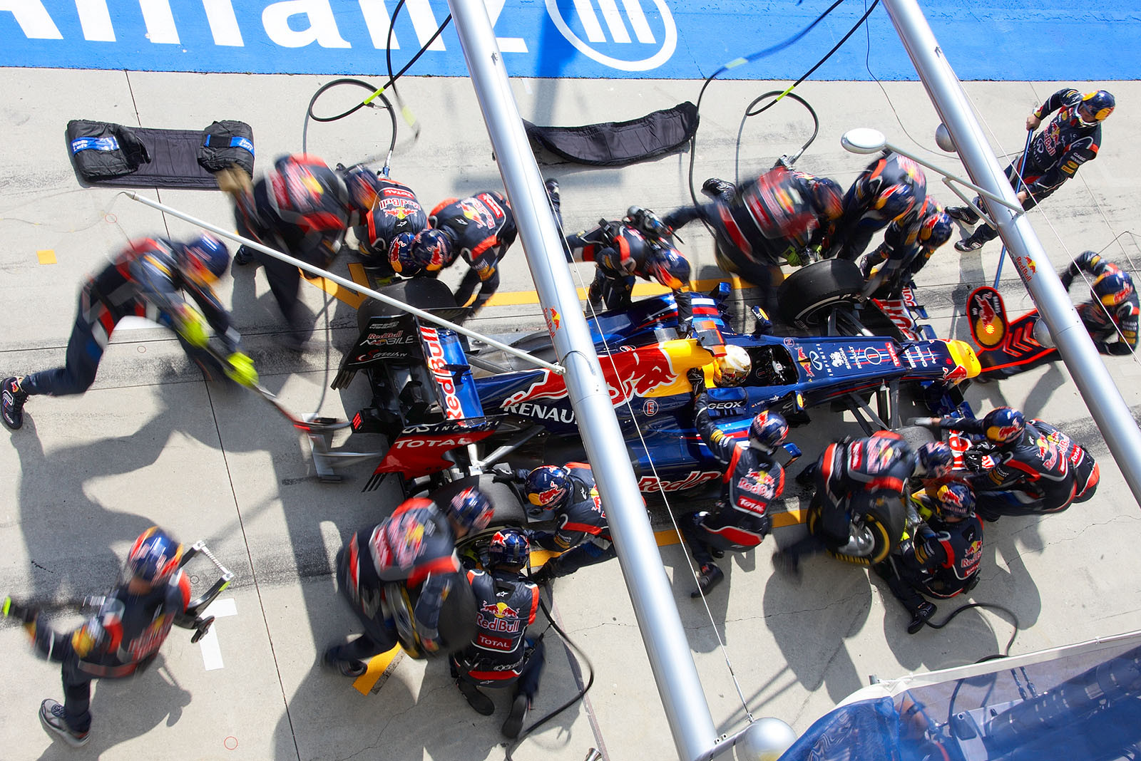 Pit stop of Sebastian Vettel, Red Bull Racing