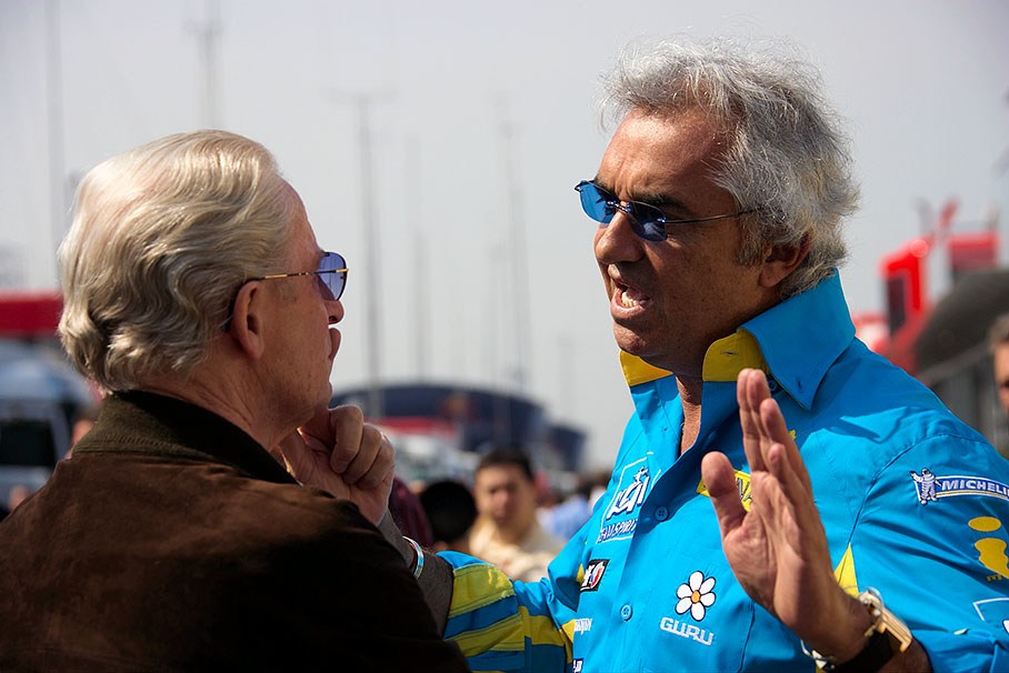 Renault's Flavio Briatore with Professor Jürgen Hubbert, member of the Board of Management of DaimlerChrysler
