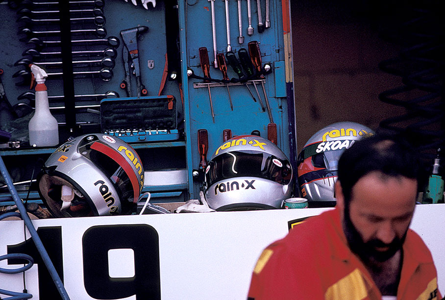 Le Mans 24h 1988, still-life of three helmets and a toolbox