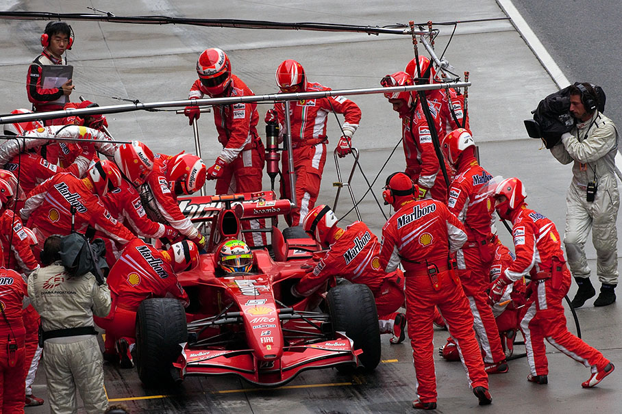 Massa's pit stop