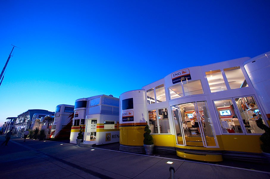 Renault's motorhomes under a clear evening sky