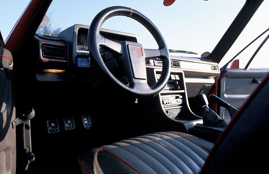 Reliant Scimitar 1800Ti