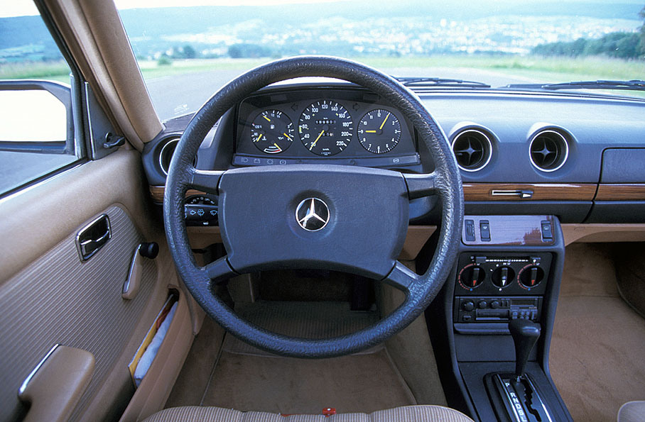 Mercedes-Benz 280 E, 1983