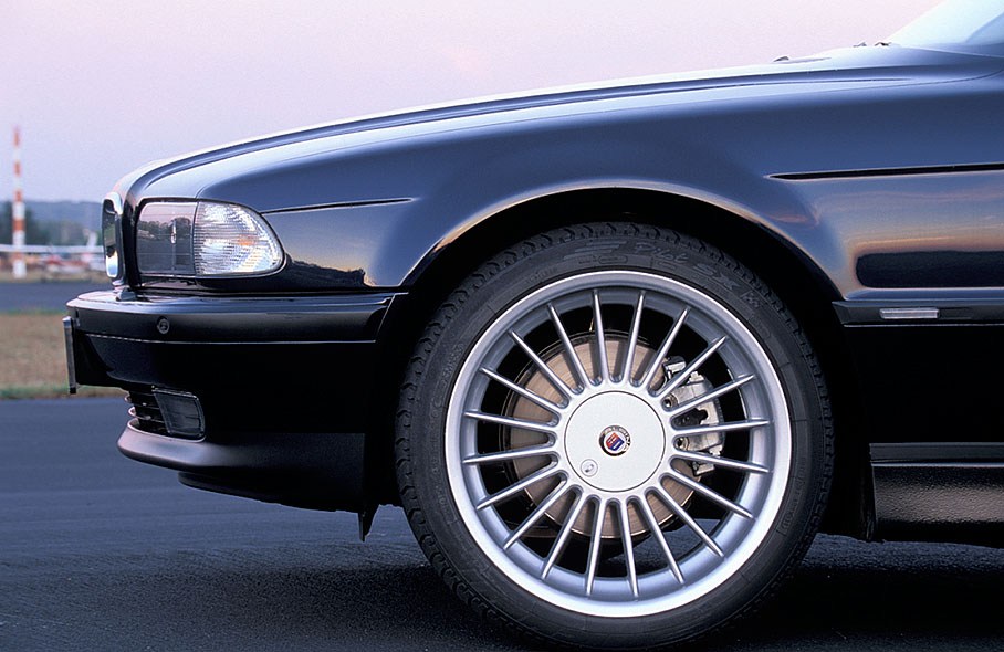 BMW 740i (E38), 1996