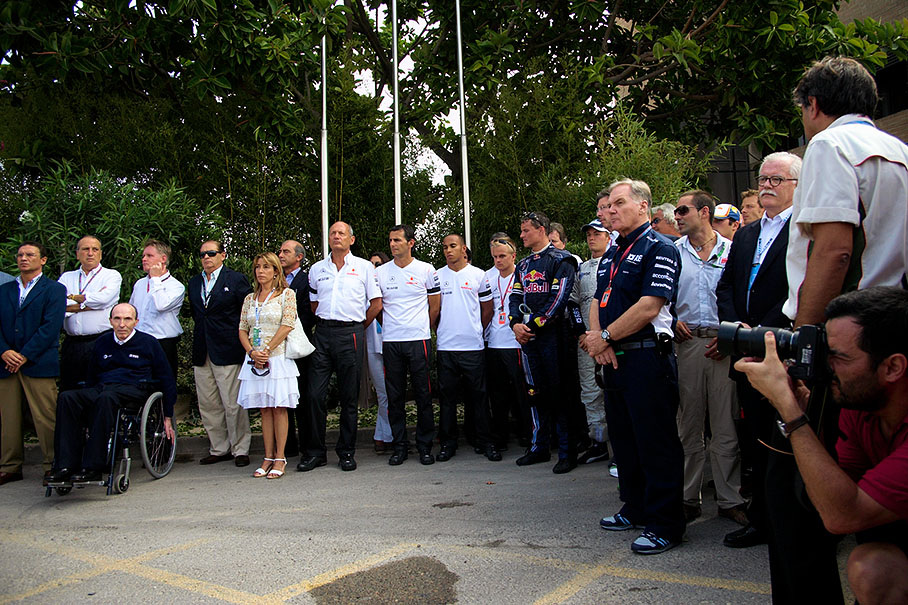 A moment of silence to honour the victims of an aeroplane crash in Madrid the previous day.