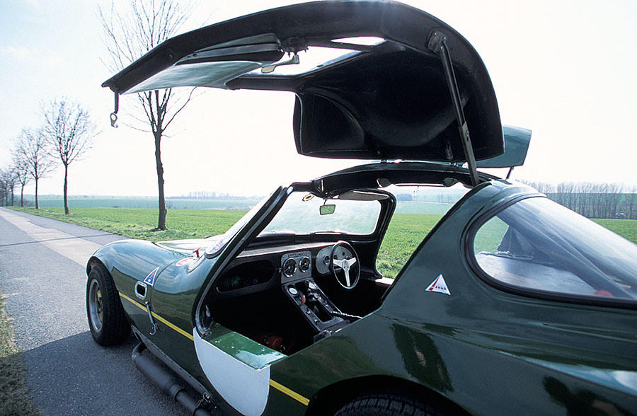 Marcos GT Luton Gullwing 1964