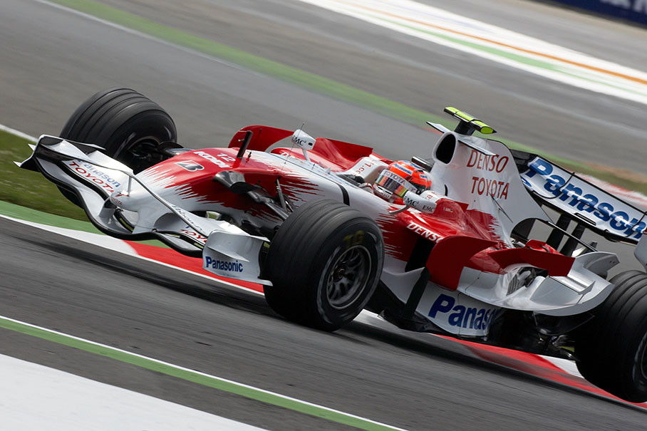Timo Glock lets his Toyota fly over the curbs
