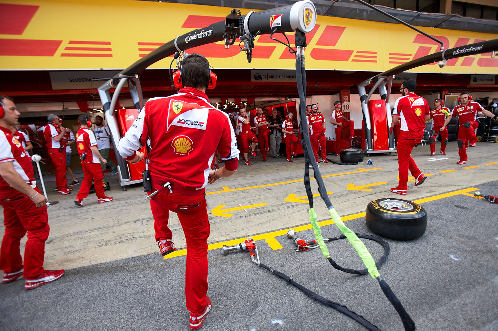 Warm-up for the Ferrari pit crew