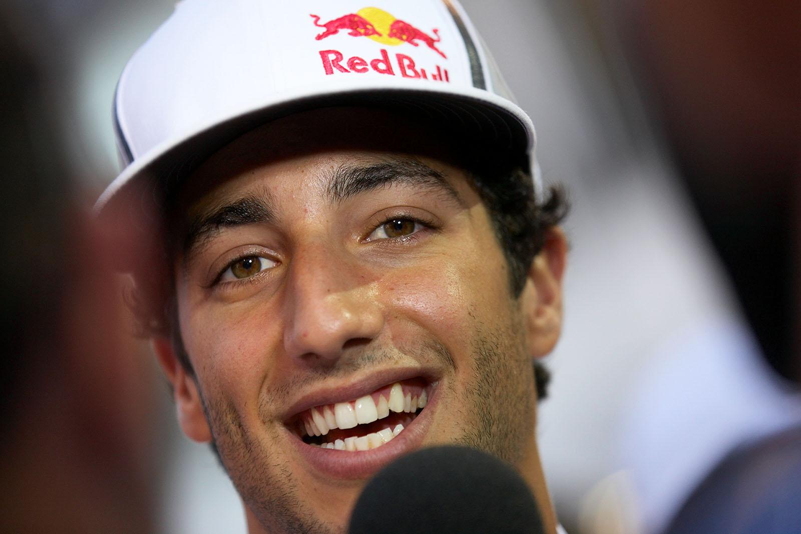 Daniel Ricciardo, HRT, is interrogated