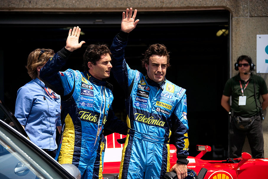 Fernando Alonso and Renault team mate Giancarlo Fisichella